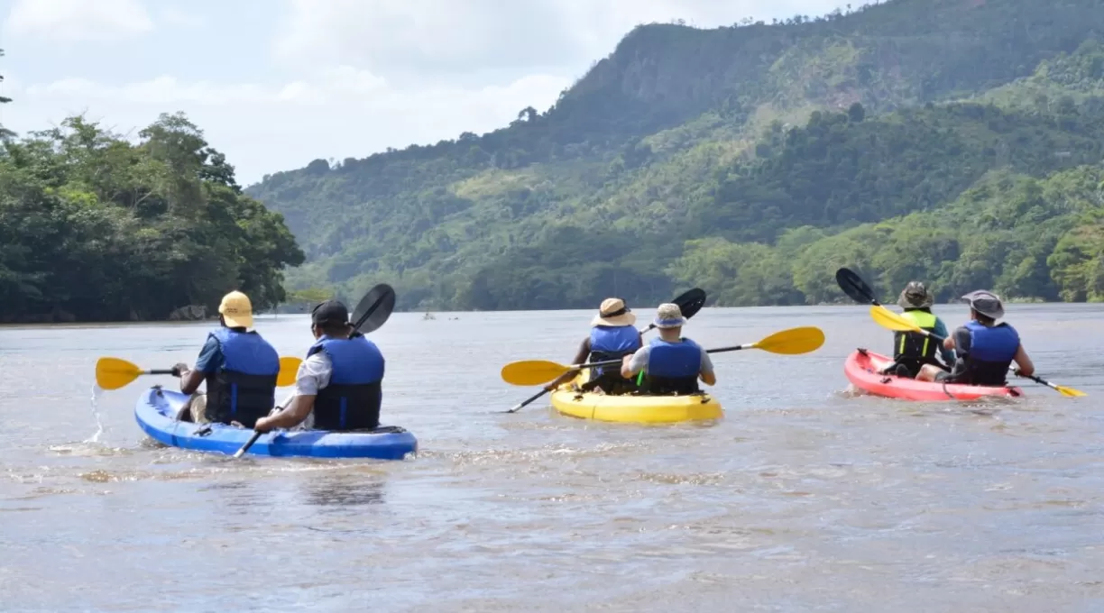 canoe_bemarivo.jpg