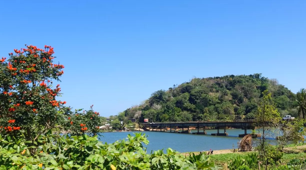 pont_antalaha.jpg